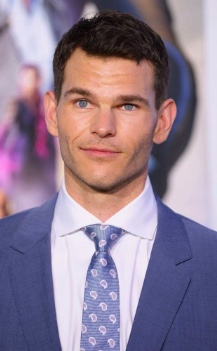 Josh Helman